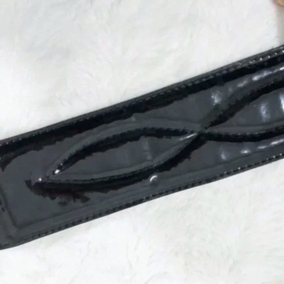 Vintage 90s Black Patent Belt with Gold Tone Buckle M - Picture 7 of 8